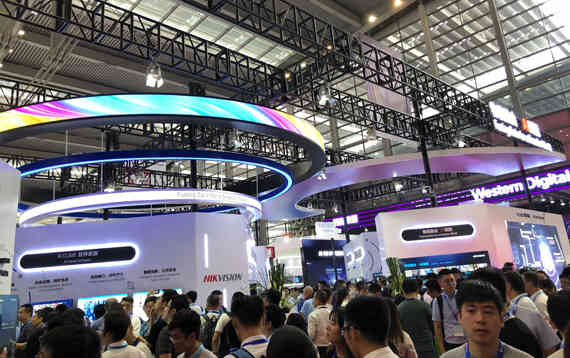 深圳展臺搭建設計公司?？低暽钲诎膊钲谡古_設計搭建